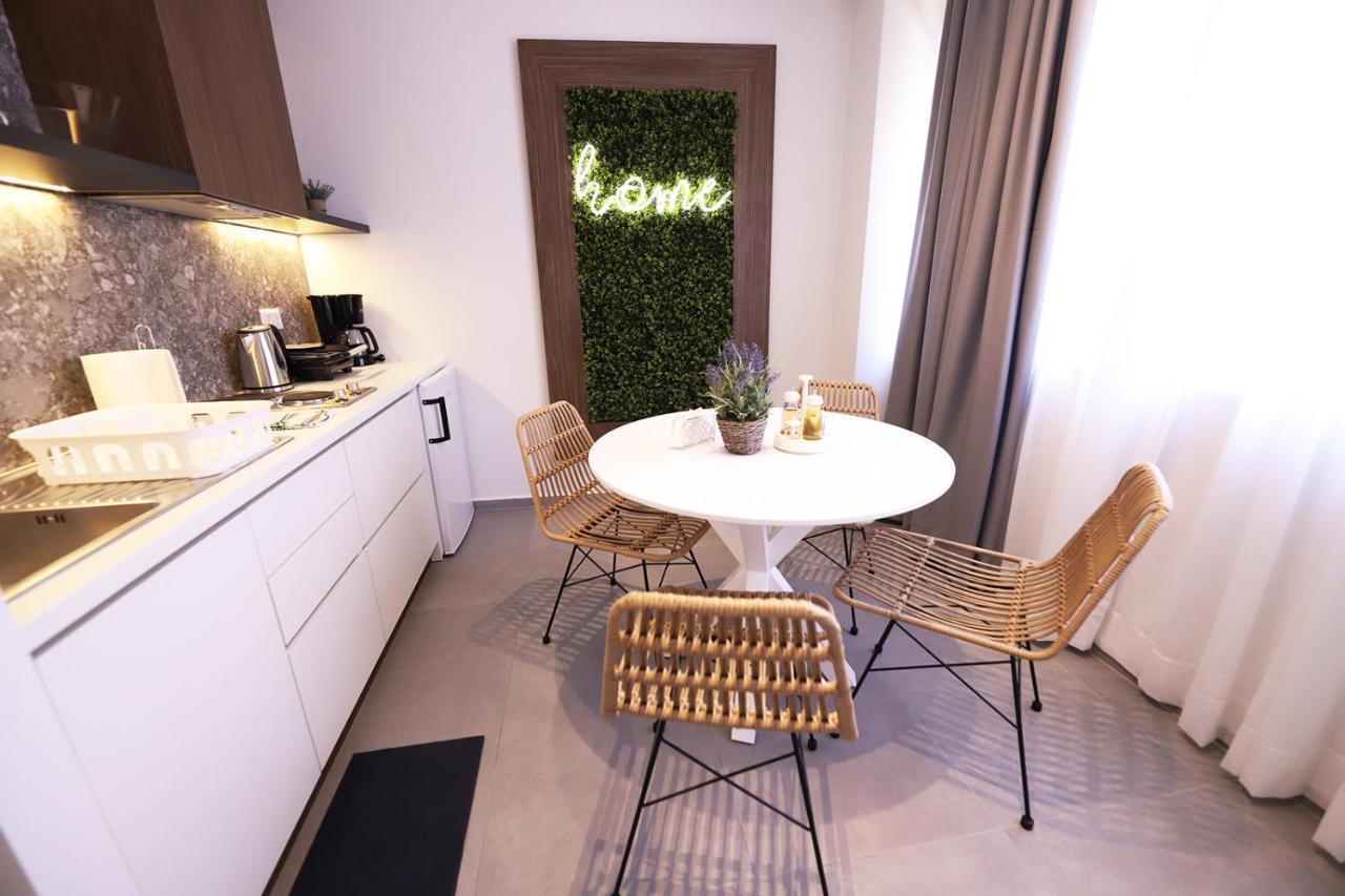 K58 Luxury Apartment Monastiraki Metro Station Acropolis Jacuzzi Atenas Exterior foto